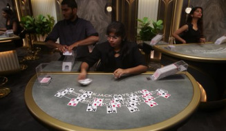 Live Table