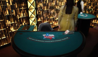 Live Table